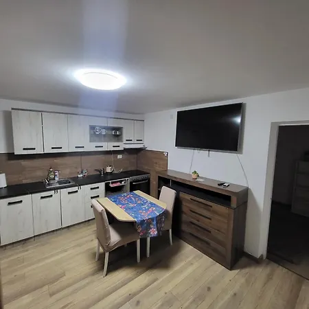 Апартаменты Dvor 2 *